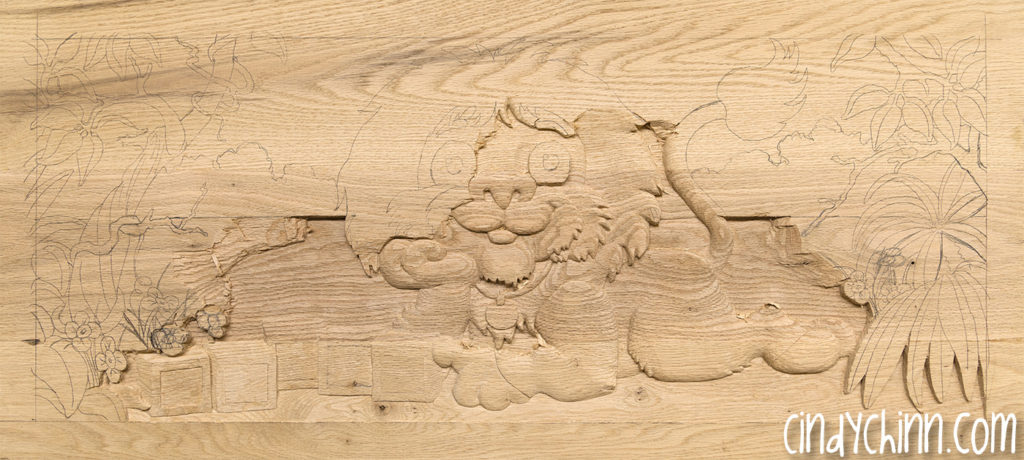 carved toy box Leo 04