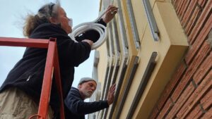 cindy brian installing new led lights hebron